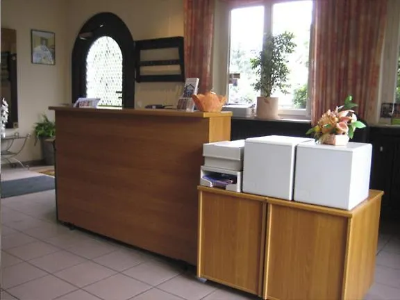 Hotell Schweizer Haus 2*