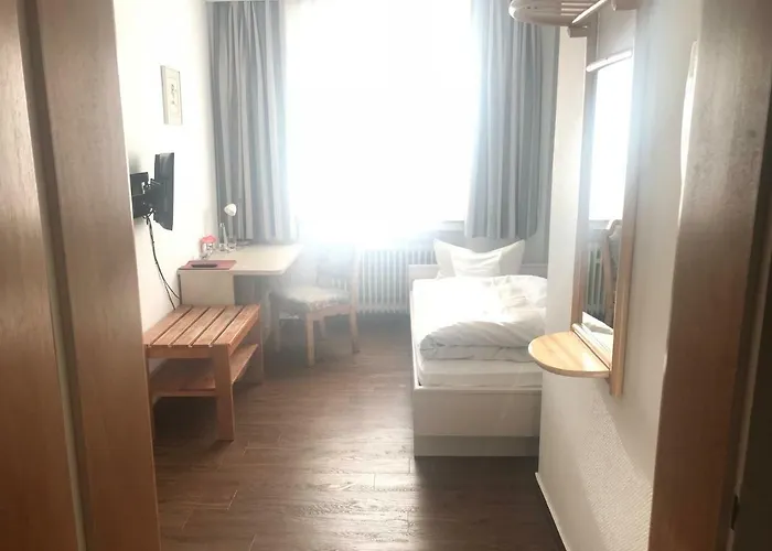 Schweizer Haus 호텔 2*